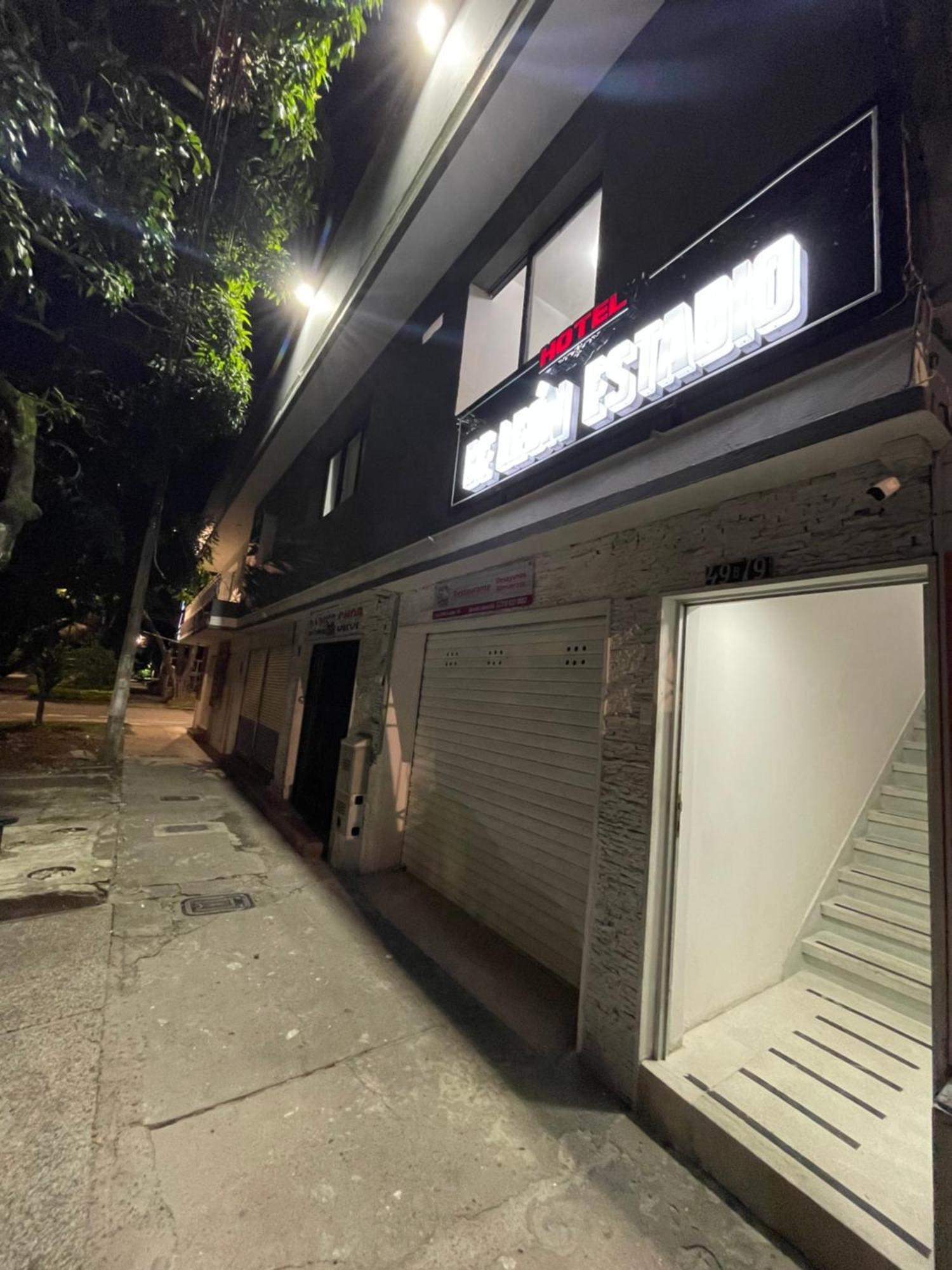 Hotel De Leon Estadio Medellin Ngoại thất bức ảnh