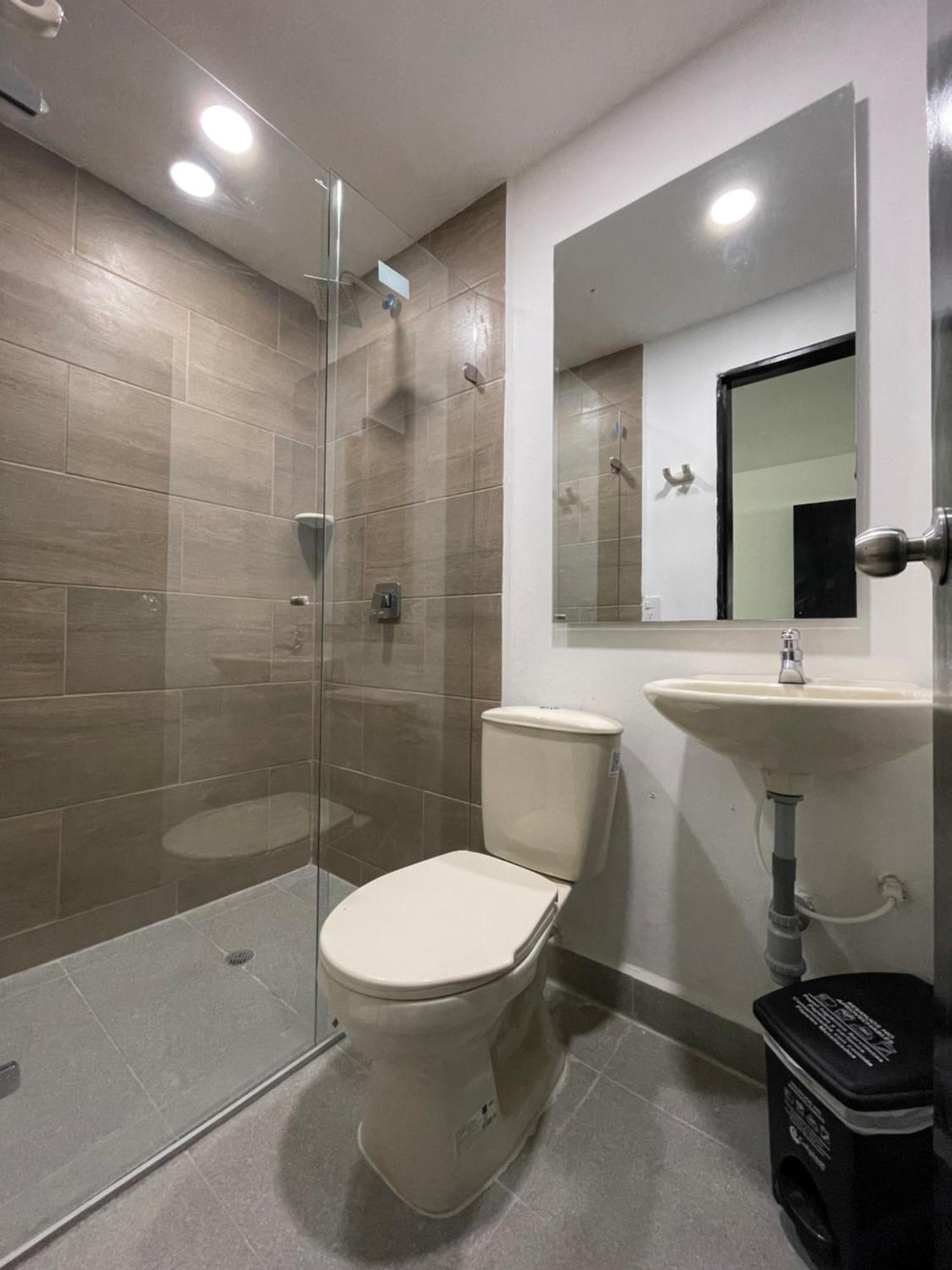 Hotel De Leon Estadio Medellin Ngoại thất bức ảnh